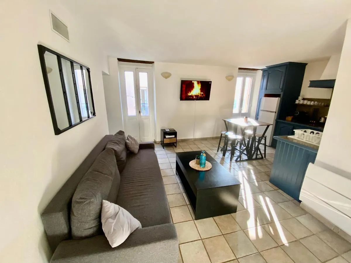 T2 Rue Pietonne Le Lavandou Climatise location